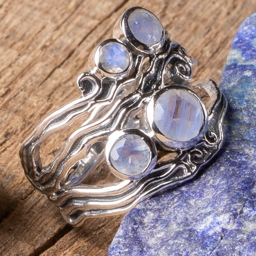 Swirly 4-Stone Ring