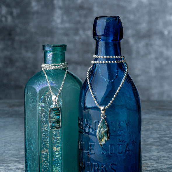 Raw Stone Shimmer Necklace
