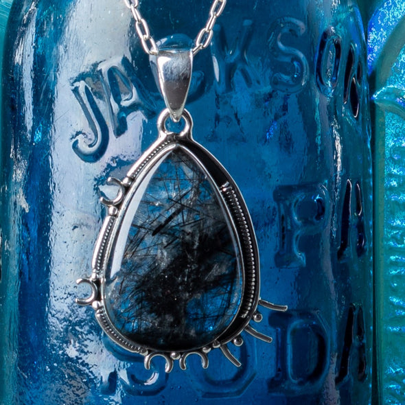 Steampunk Detail Stone Necklace