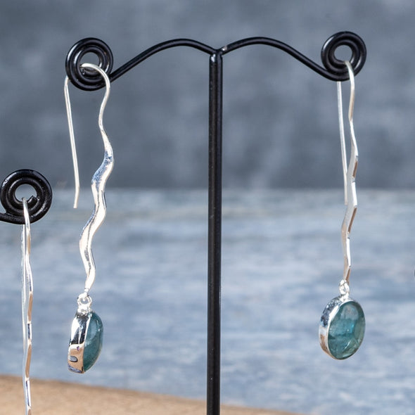 Elegant Ripple Stone Drop Earrings