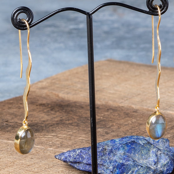 Elegant Ripple Stone Drop Earrings