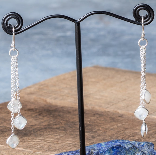Delicate 3-Drop Earrings