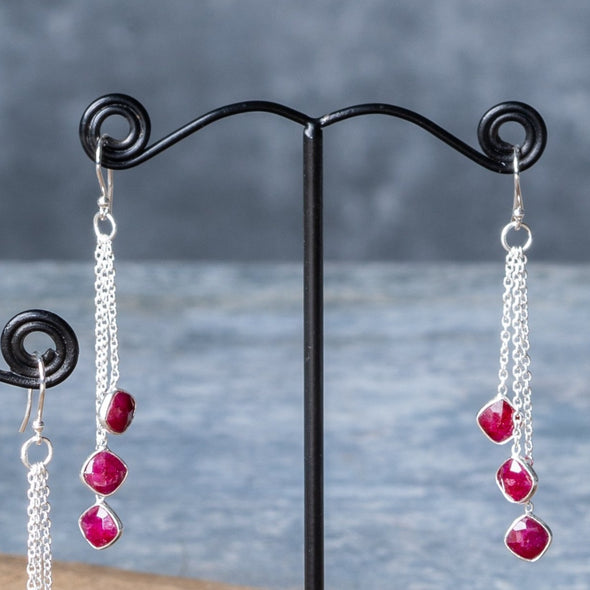Delicate 3-Drop Earrings