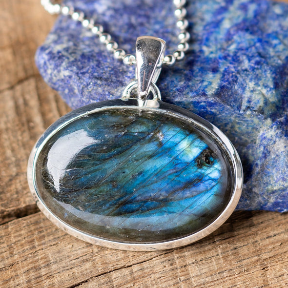 Labradorite Oval Shimmer Necklace