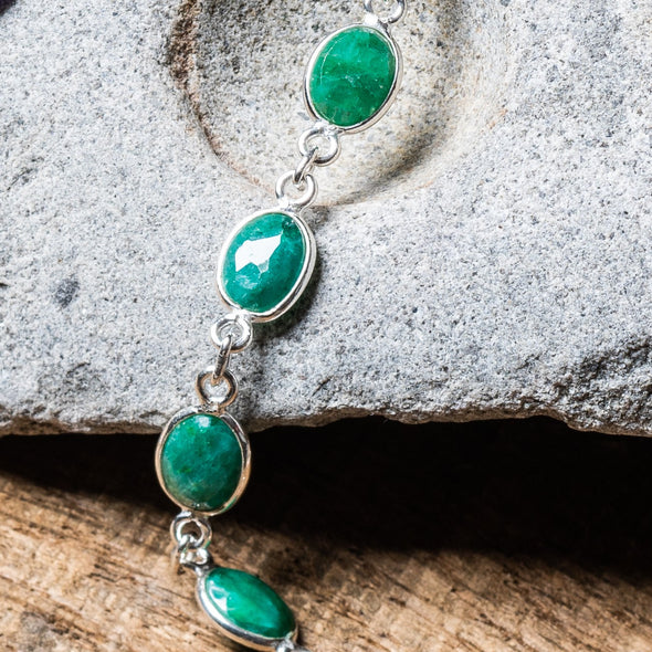 Delicate Faceted Stone Link Bracelet