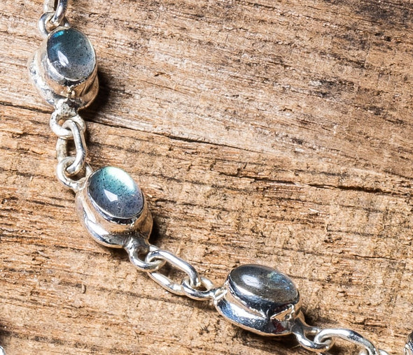 Delicate Stone Drop Link Bracelet