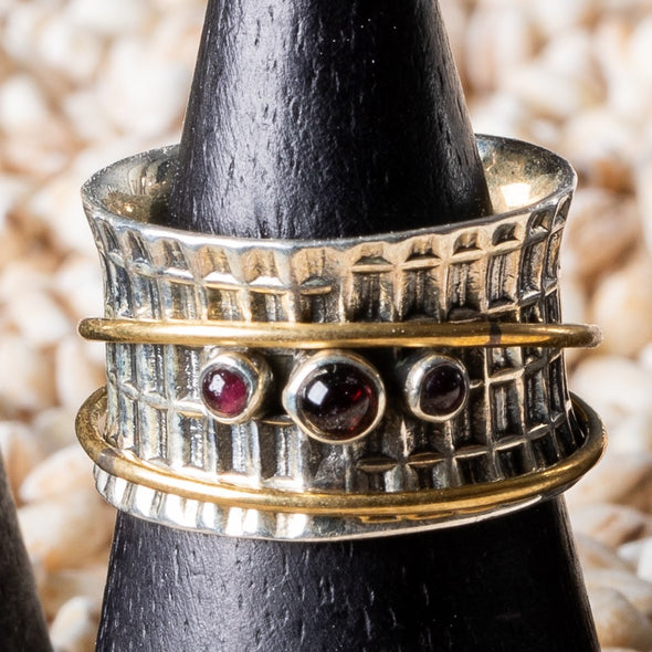 3-Stone Spinner Ring