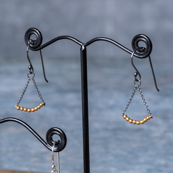 Chain Drop Curved Triangle Earrings
