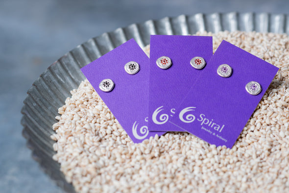 Roundish Sparkle Earrings