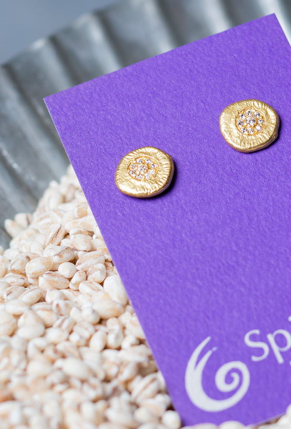 Roundish Sparkle Earrings